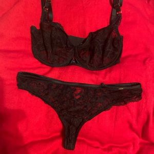 Chantelle black 32DDD Demi bra and matching medium panties